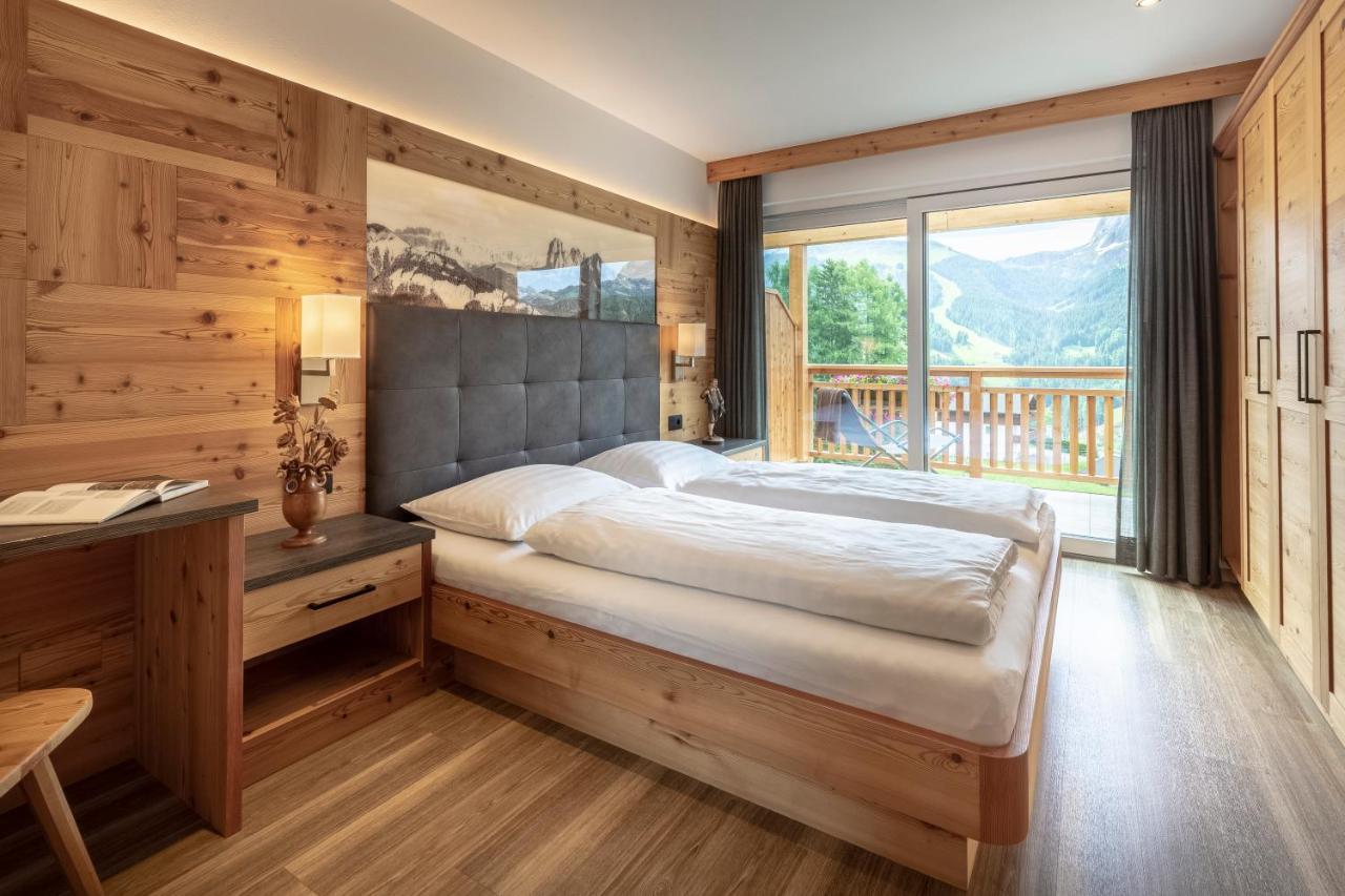 Apartments La Mana Santa Cristina Val Gardena エクステリア 写真