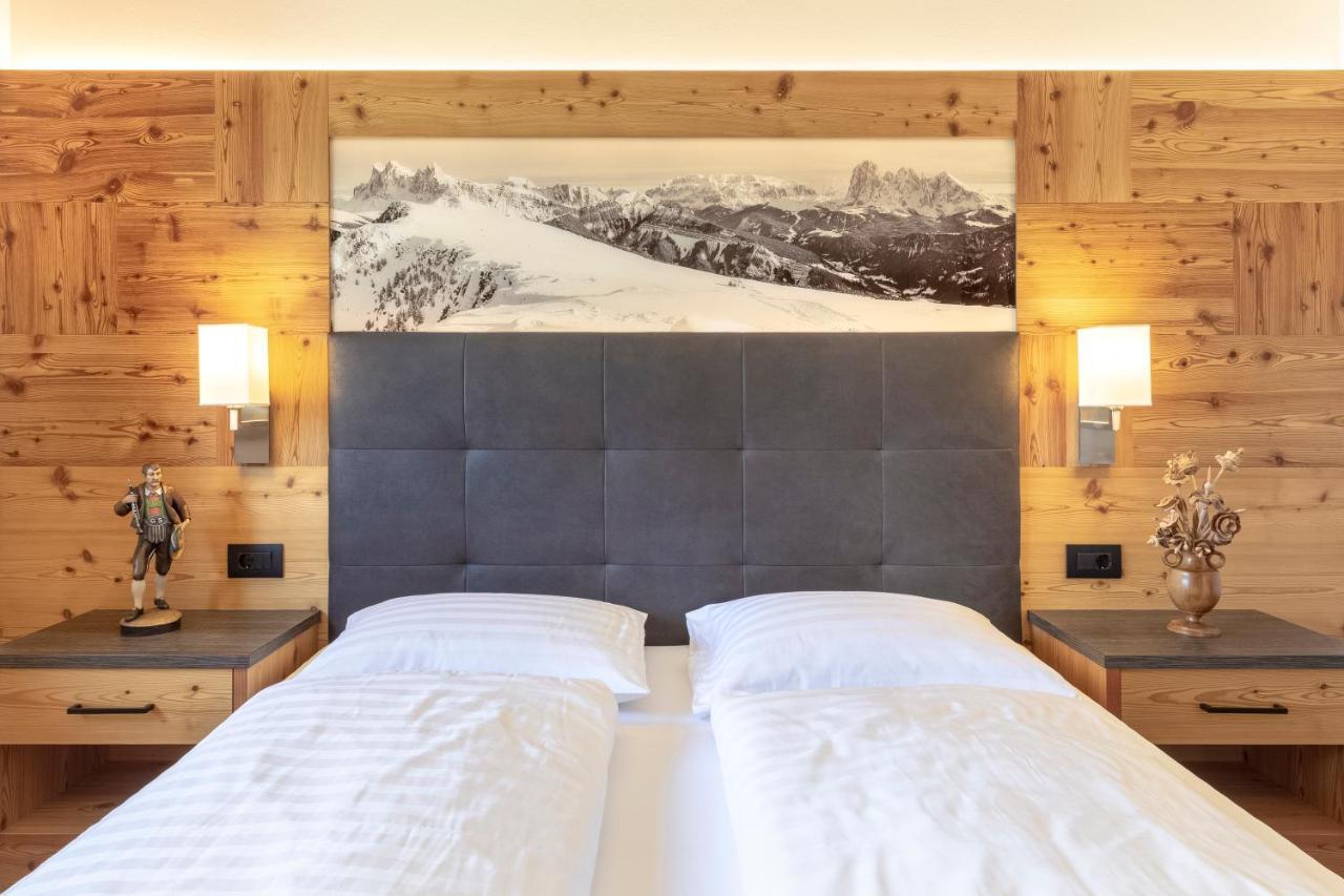 Apartments La Mana Santa Cristina Val Gardena エクステリア 写真