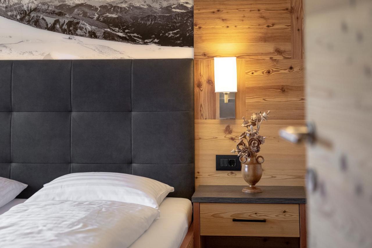 Apartments La Mana Santa Cristina Val Gardena エクステリア 写真