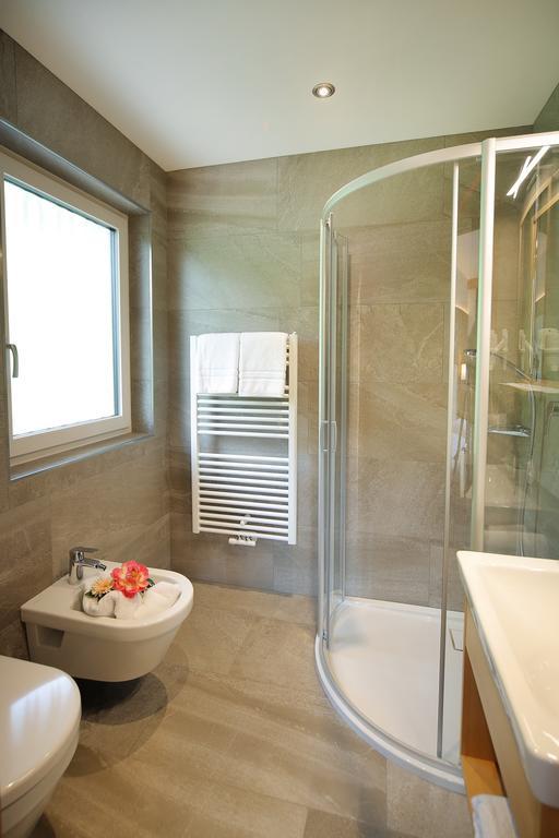 Apartments La Mana Santa Cristina Val Gardena 部屋 写真