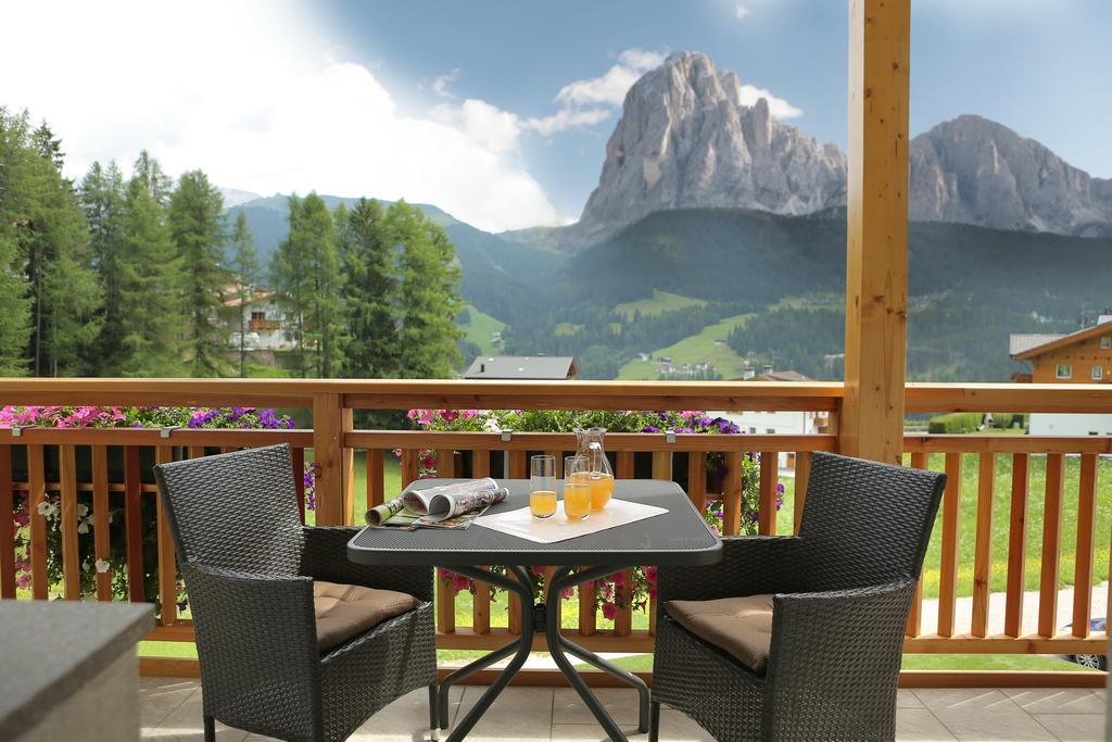 Apartments La Mana Santa Cristina Val Gardena エクステリア 写真