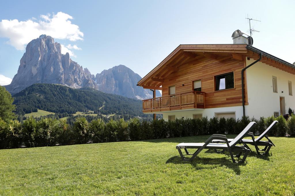 Apartments La Mana Santa Cristina Val Gardena エクステリア 写真